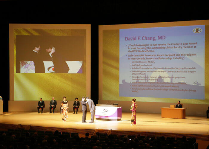 Receiving 2014 APAO Jose Rizal International Medal